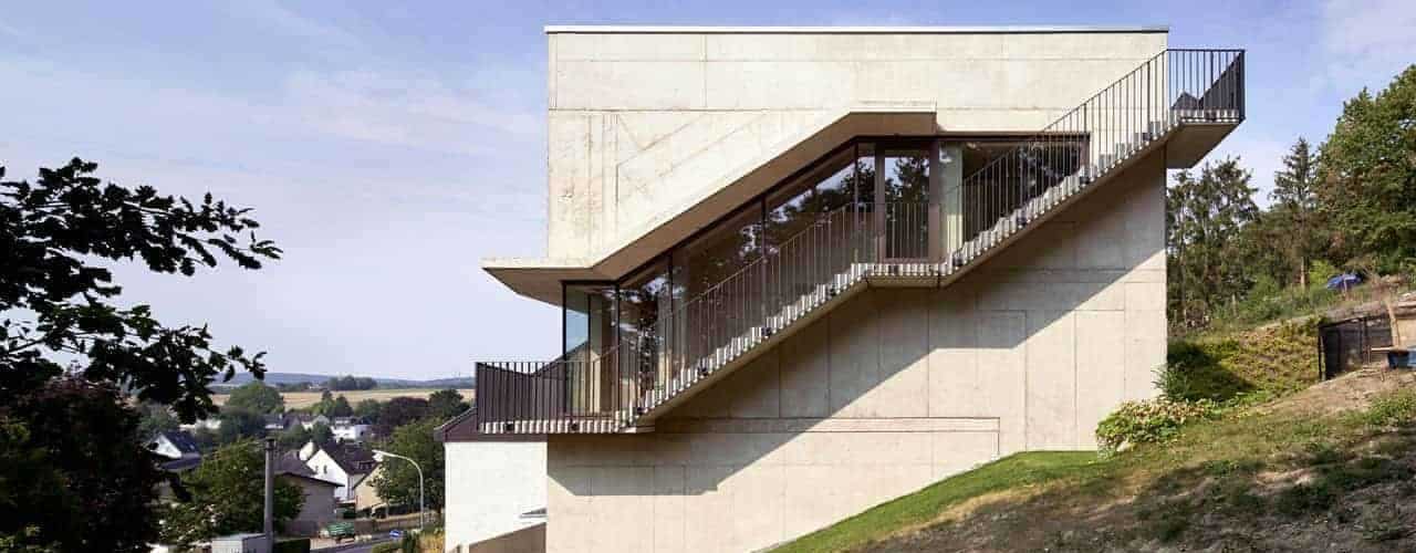 East View - Röhrig House - part of a series of hillside houses designed by Studio Hertweck