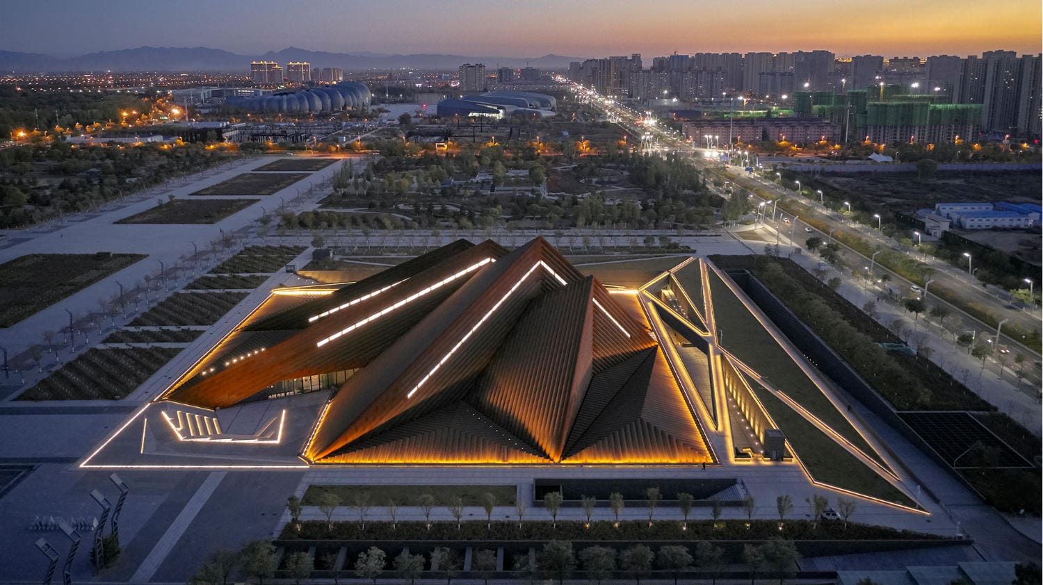 Foster & Partners Datong Art Museum opens to the public