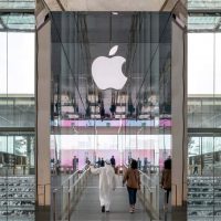 Apple Al Maryah Island opens in Abu Dhabi