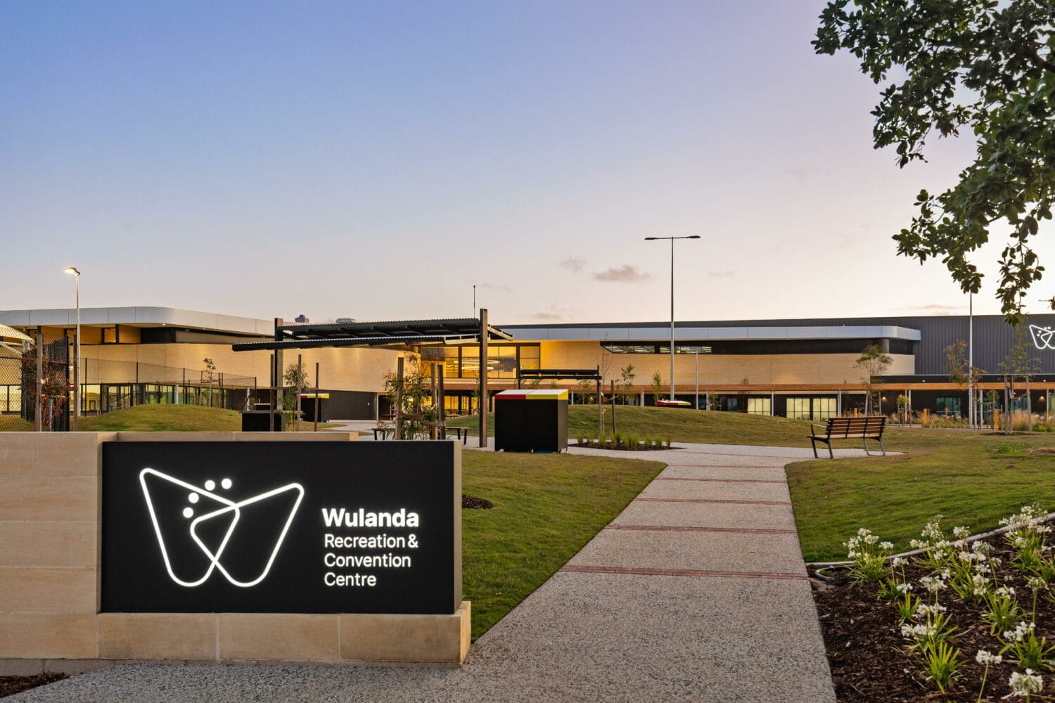 Wulanda Recreation & Convention Centre by DesignInc